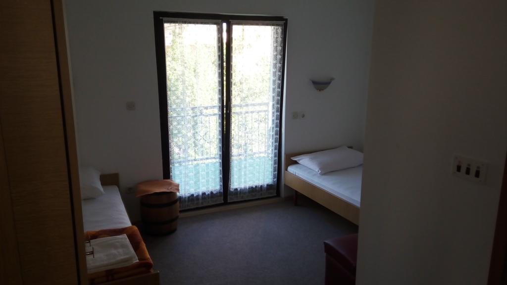 Rooms Rafomarija Međugorje Eksteriør billede